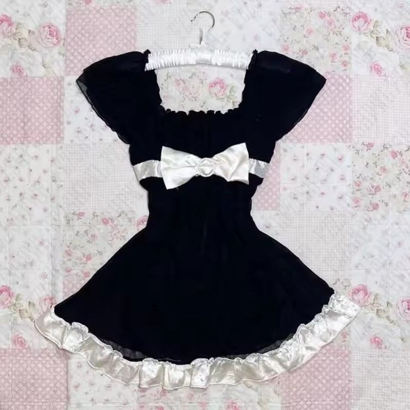 Damen Sommerliches Minikleid mit verspielten Punkten und eleganten Rüschendetails WOLFF